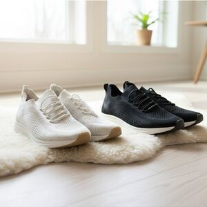 Women's  Sneakers 2 Pairs Sketchers